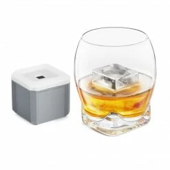 Final Touch Bartender's Collection Colossal Ice Cube Whiskey Glass Tabletop & Bar